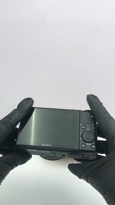Sony Cyber-shot RX100 V RX100M5 Digital Camera 20.1MP with Flip