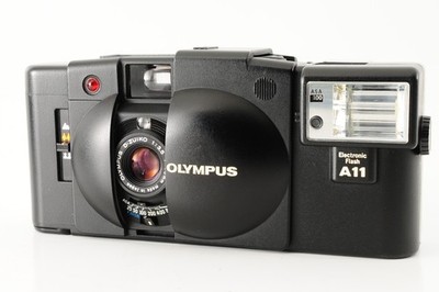 [EXC+5 ] Olympus XA2 A11 Flash Point & Shoot 35mm Film Camera From JAPAN