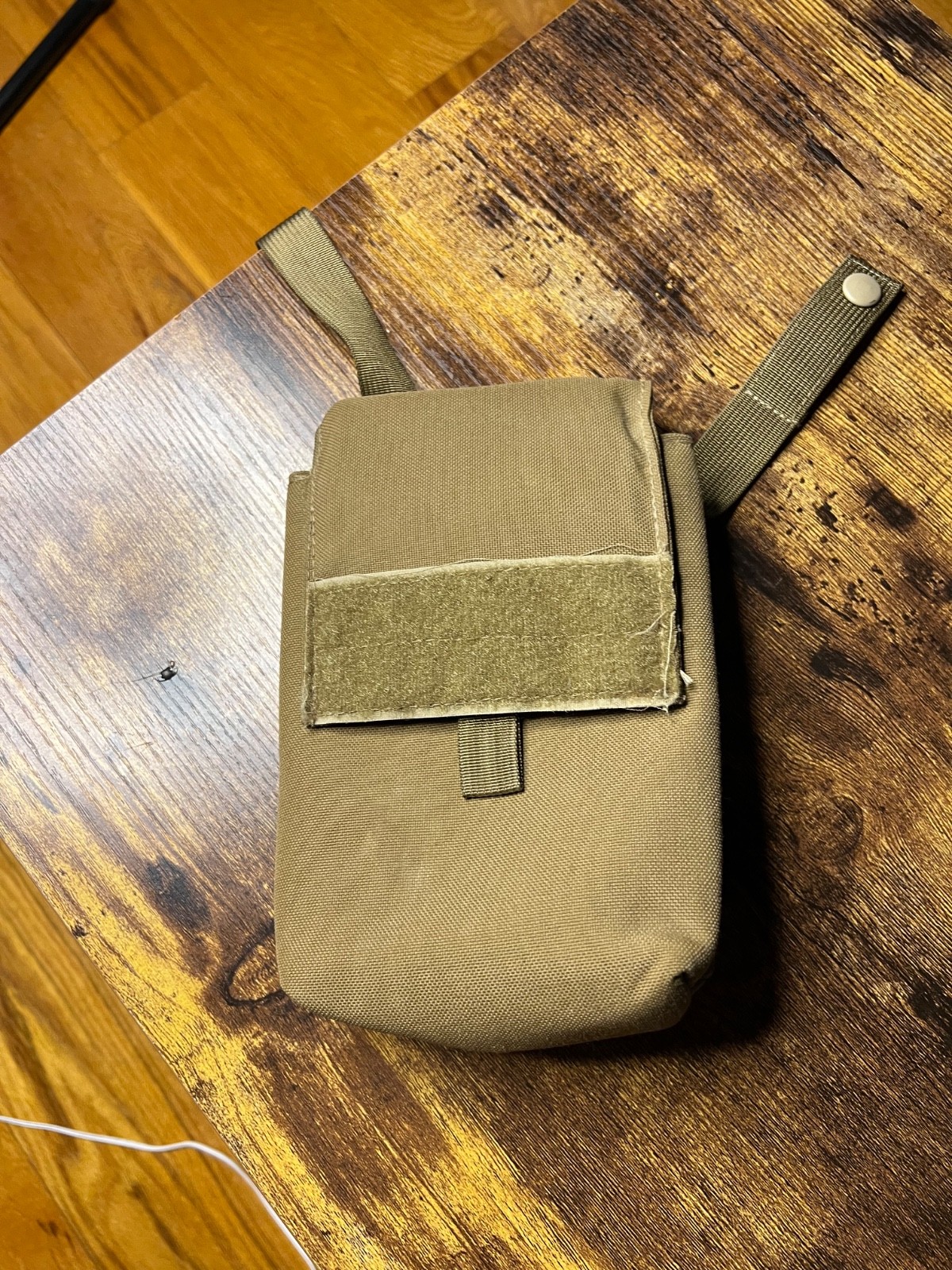 London Bridge LBT-6142A Coyote Tan Insulated Hydration Pouch 27oz