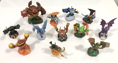 Skylanders Activision Lot Of 12 Action Figures Good Pre Owned Condition