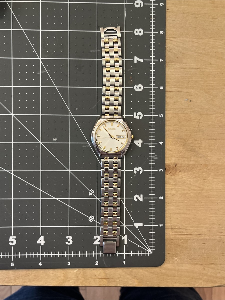 Two tone SEIKO MEN'S watch V743-8079 RETRO WORKING QUARTZ WATCH