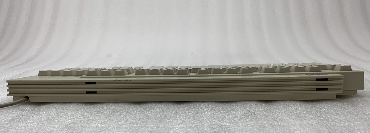 Vintage IBM Wired Keyboard Model KB-7953 P/N 02K0805 S/N 0097483