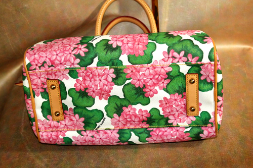 DOONEY & BOURKE NWOT PINK HYDRANGEAS SATCHEL/CROSSBODY SPRINGTIME BAG - Picture 7 of 11