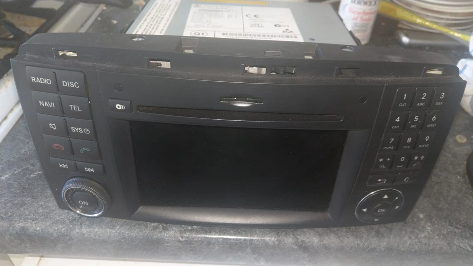 Mercedes Comand APS NTG2.5 W251 251 R Klasse Navi Wechsler Navigation HDD SD - Bild 1 von 4