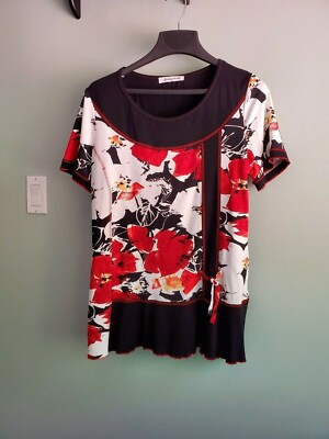 Christine Laure (made in France) blouse with red flower inprint, size 3, new