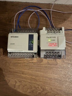 Mitsubishi Melsec FX 1 N-24MR-ES/UL SPS Controller und Ausgangsmodul 