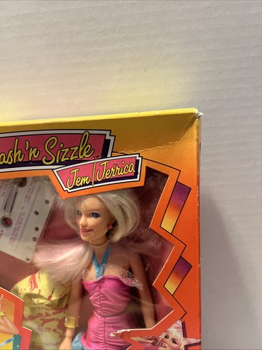 NRFB Vintage 1986 Hasbro Flash'n Sizzle Jem/Jerrica Jem And The Holograms 4003 - Bild 9 von 24