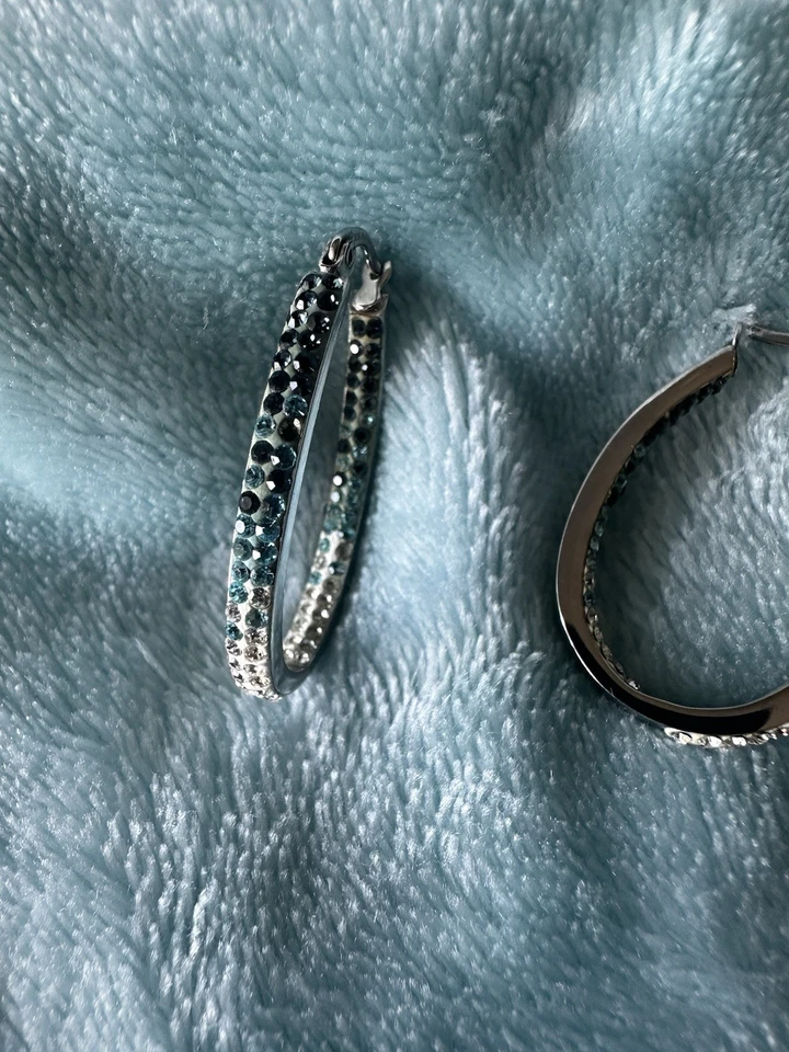 Brincos de argola de cristal Swarovski aço inoxidável design cintilante - Imagem 2 de 4