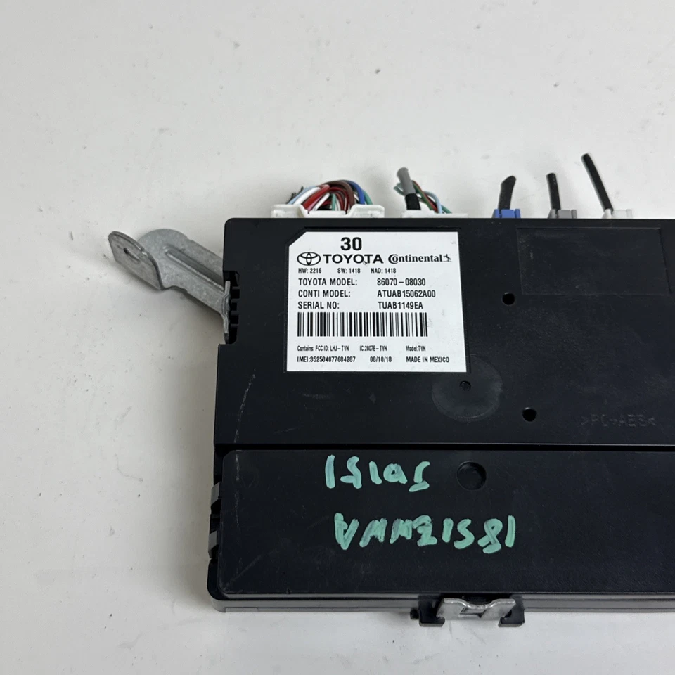 Toyota Sienna 2018 unidad de control transceptor telemático 86070-08030 OEM Foto 3 de 4