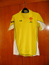 Wales Rugby Union Football Jersey Shirt Yellow Under Armour size YMD age 11-12 y