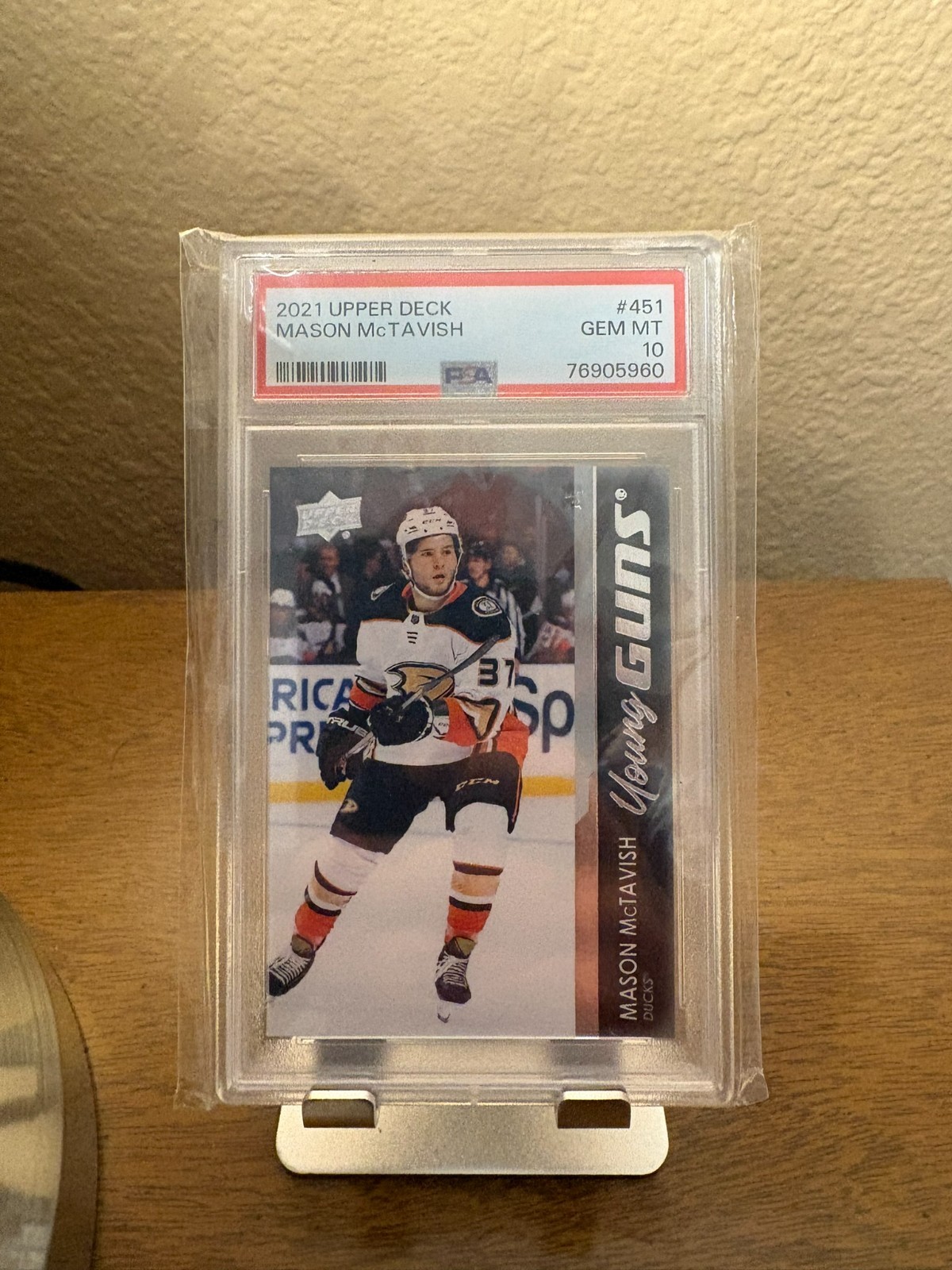 2021-22 Upper Deck Series 2 - Young Guns Mason McTavish #451 (RC) PSA 10 view 1