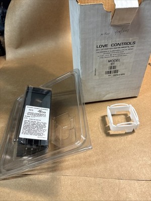 Love Controls Dwyer Model 16111  - new In box
