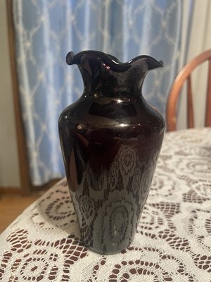 McKee Sarah Black amethyst depression glass vase 5.5''tall x 2.5''wide