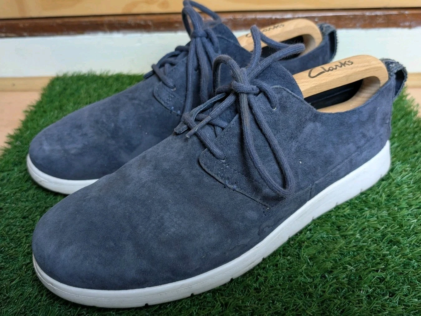 Scarpe UGG Bowmore scamosciate foderate in pile blu navy Uomo UK 9