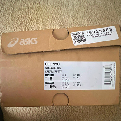 ASICS GEL-NYC Cream/Putty Low Top Lace Up Suede Sneakers 1203A383-105