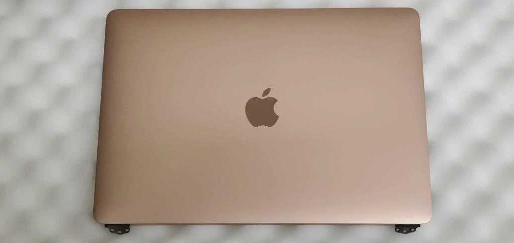 Cracked Screen On Rose Gold MacBook Air 2020