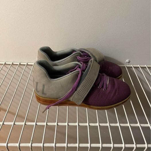 No Bull Olympic Weightlifting Shoe Women Size 9 Gem
