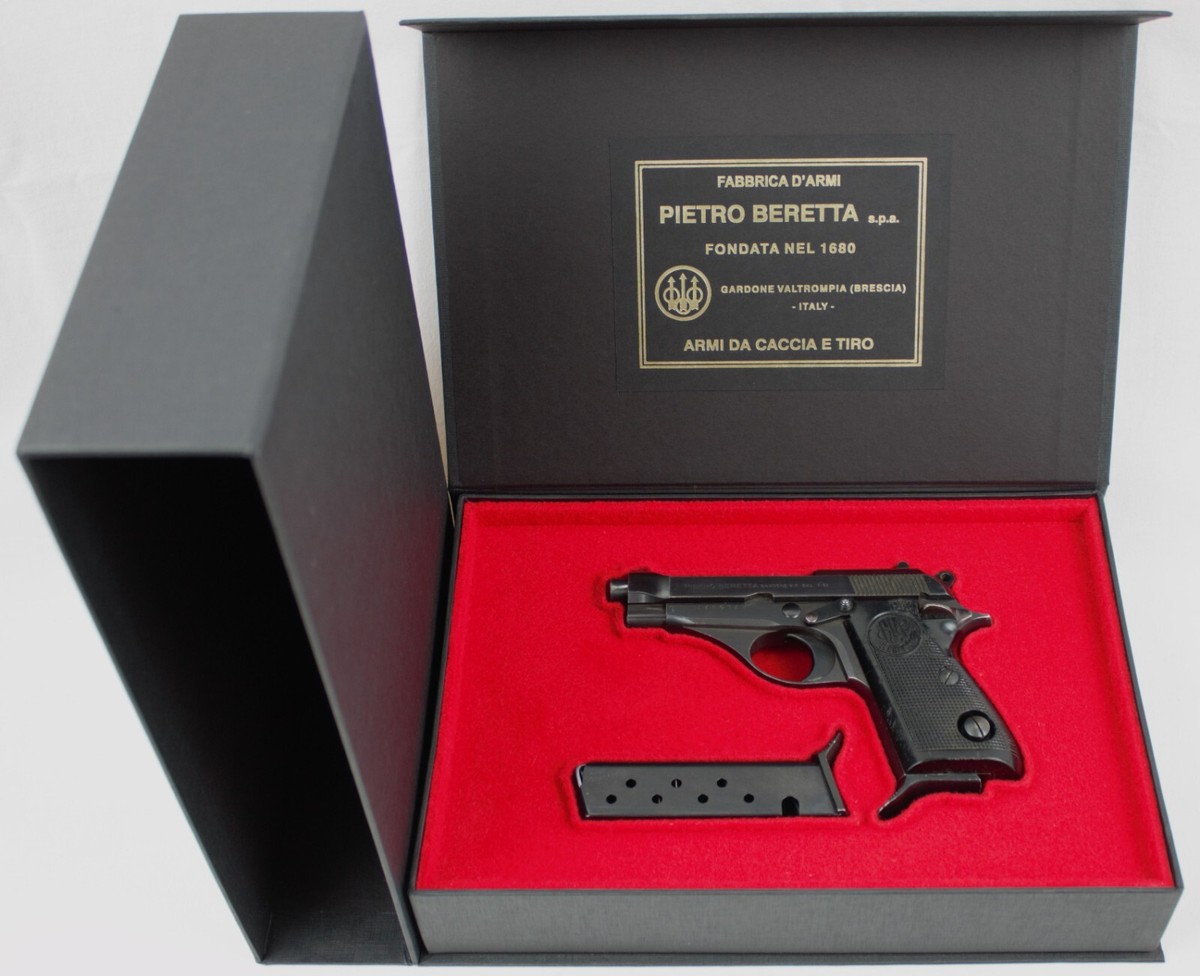 PISTOL PRESENTATION CUSTOM DISPLAY CASE BOX for BERETTA 70 m70