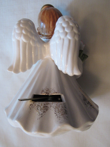 VINTAGE LEFTON JANUARY ANGEL WIND-UP MUSICAL - "HAPPY BIRTHDAY" - CUTE - Picture 5 of 13