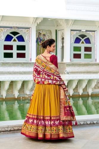 Designer Sabyasachi Bridal Lehenga Party Indian Wedding Lengha Choli Ready made - 第 5/11 張圖片