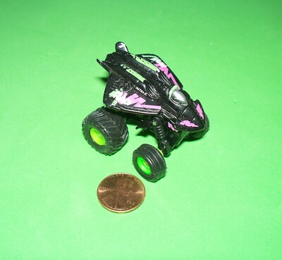 RAD SHOCKER Monster Truck ( Spring & Steer )  Micro Machines Miniature * NEW *