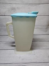 Vtg BLISSCRAFT of HOLLYWOOD 3qt Plastic Pitcher w/ Blue Lid 1950's