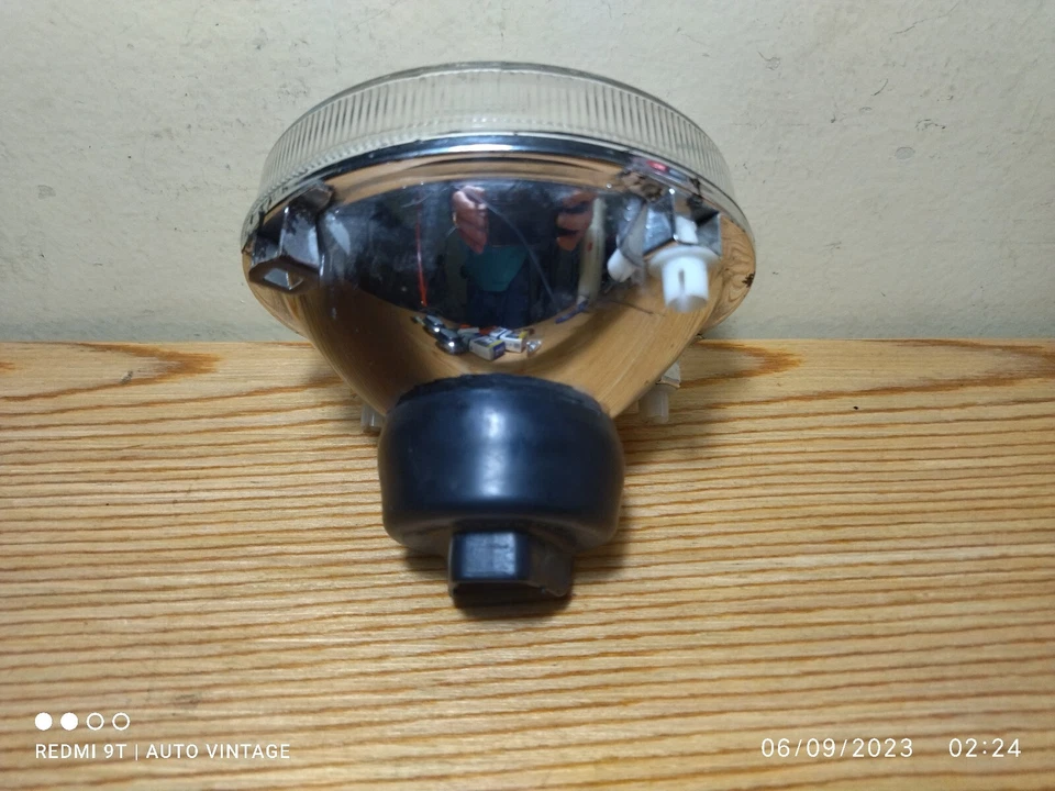 Headlight Alfa Romeo Alfasoud / Lancia Delta / Fiat Ritmo 130 Fiat 131 Racing - Image 4 of 4