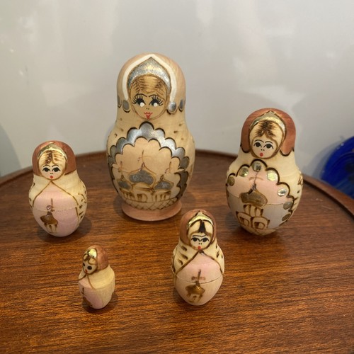 5 x Russian Doll sets Vintage And Modern different sizes - Picture 16 of 17