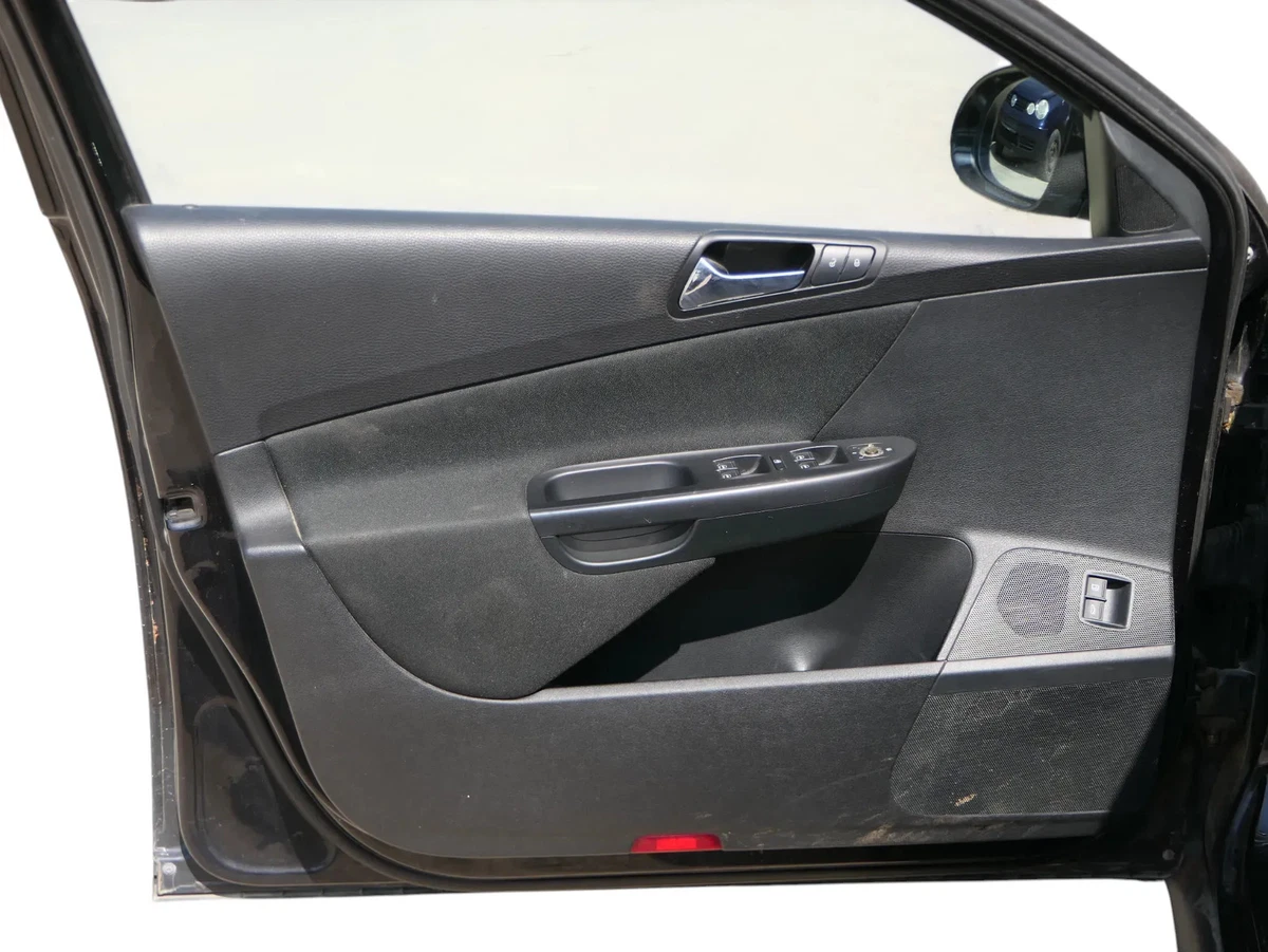 Panneau De Porte Arrière Droit Pour VW Passat B6 (3C2) - Occasion Fonctionnel - Revêtement Cuir/carton - Réf. 3C9867212BJ