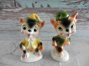 Vintage Salt and Pepper Shakers~Anthropomorphic Kitties Wearing Hats and Jackets