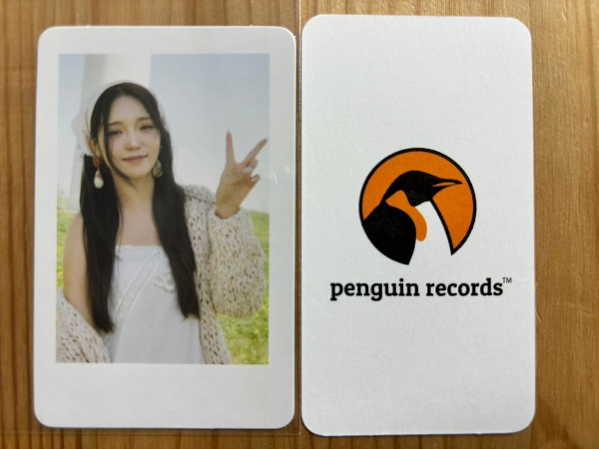 fromis_9 - PHOTO EXHIBITION FROM SUMMER OFFICIAL MD TRADING CARD