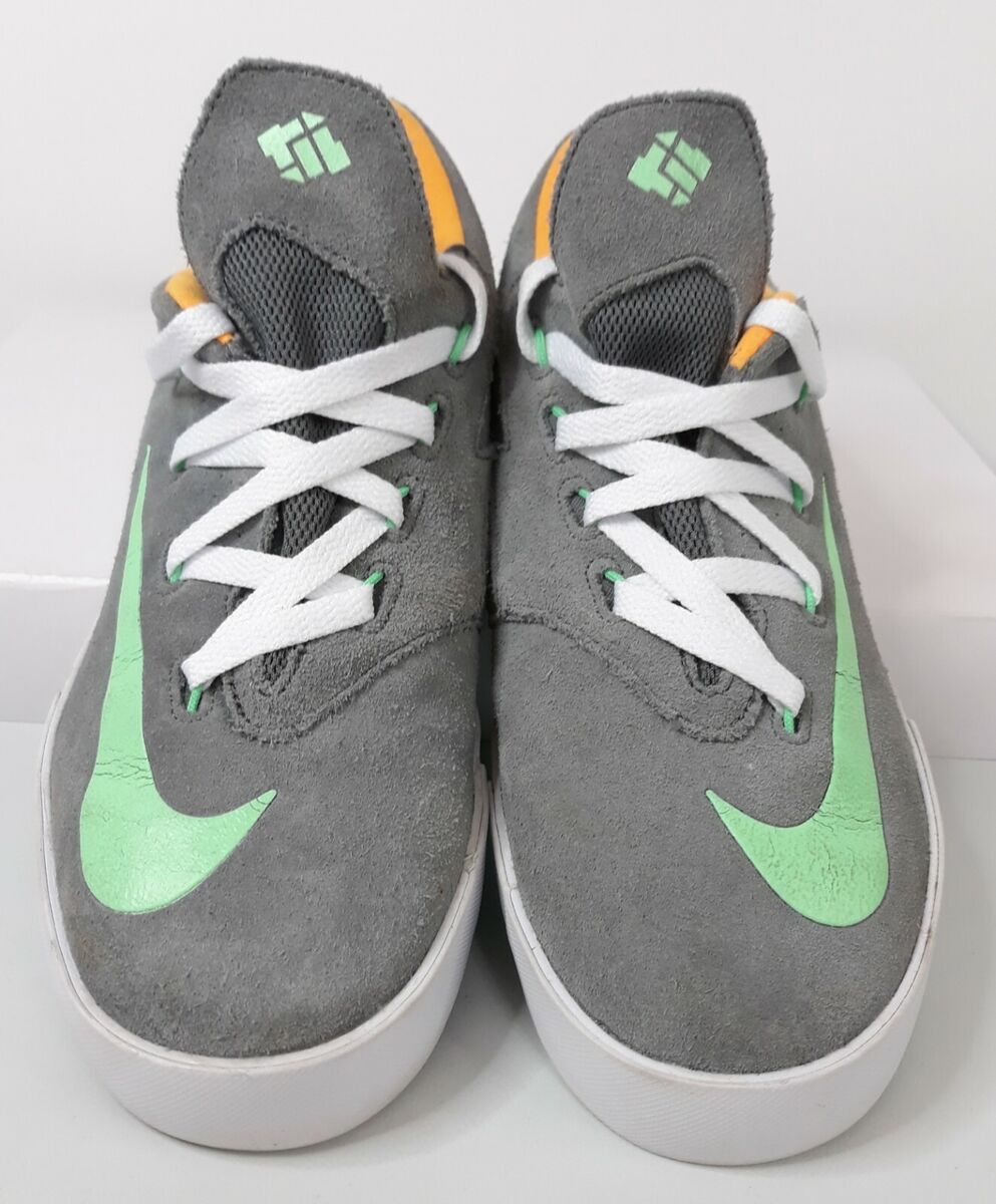 Nike KD Vulc Skateboard Shoes 642085-002 Youth Sz. 7 Ladies Nike KD Vulc Skateboard Shoes 642085-002 Youth Sz. 7 Ladies