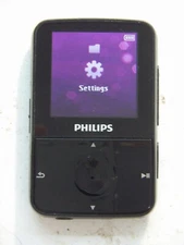 Philips GoGear Vibe 4GB Digital Media MP3 Player Black. Works great, new battery