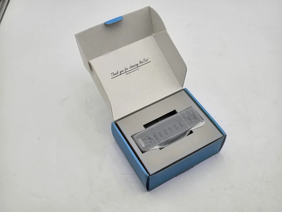 HOOTOO HT -UH010 USB 3.0 7 Port Hub with 2 Charging Ports - NEW - Image 2 of 2