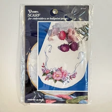 Vogart Moss Rose Scarf For Embroidery or Ballpoint Painting Table Runner 8716A
