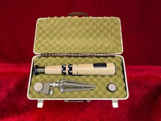 BAUSCH & LOMB THE DISCOVERER 60MM TELESCOPE SPOTTING SCOPE JAPAN WITH BRIEFCASE