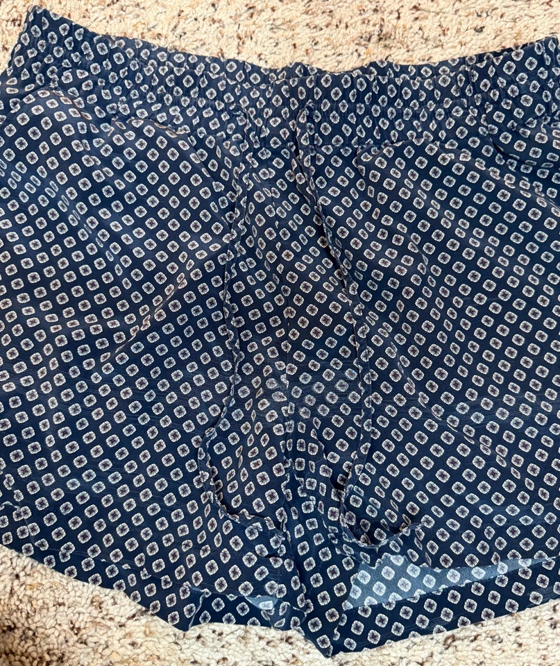 Pantalones cortos Theory Kinzie 100 % seda para mujer talla pequeña cordón azul oscuro geométrico Foto 4 de 4