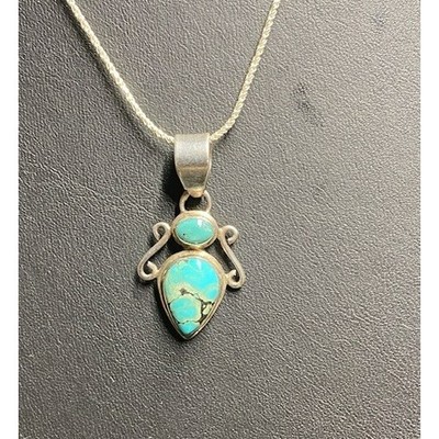 925 STERLING AND TURQUOISE ARROW POINT SILVER PENDANT  NECKLACE SKY