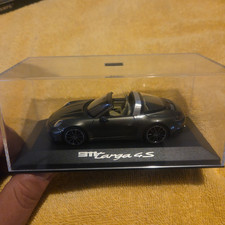 MINICHAMPS Porsche 911 Targa 4S 1:43 Model Car with Display Case