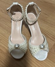 White Pearl-Embellished Women  s elegant bridal Heels size 37, NEW -S14