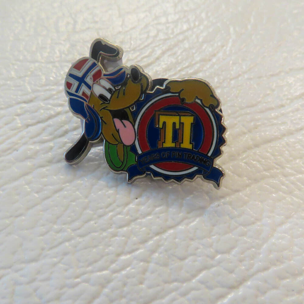 Disney Ti Pluto 10 Years of Pin Trading Pin