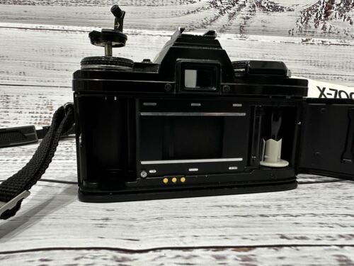 Minolta X-700 Film Camera w/ MC Rokkor PF 55mm 1:1.7 f/1.9 Lens & Booklet - Picture 11 of 14