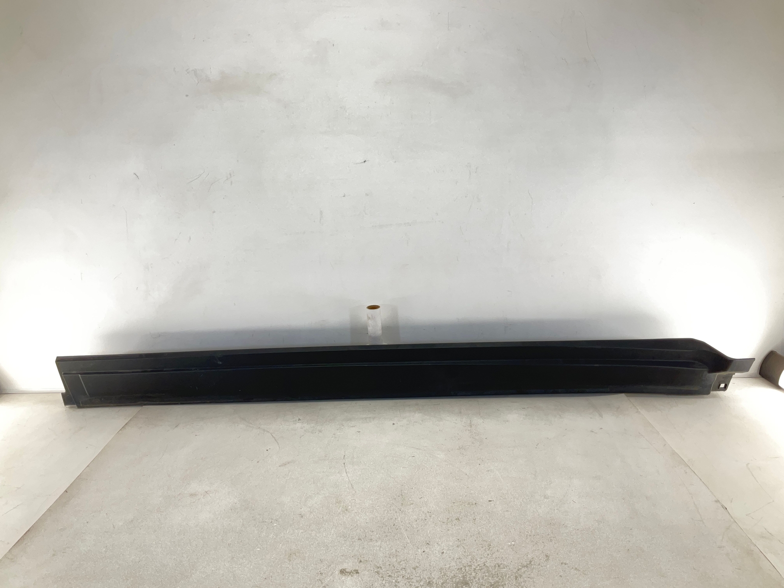 17-20 MASERATI Levante Left Driver Side Rocker Panel Skirt Molding OEM CM