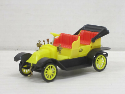 Praga Charon Phaeton 1907 Cabrio in gelb/schwarz IGRA 02-D Box 1:36