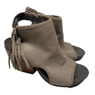 OTBT Free Spirit Fringed Tan Suede Chunky Heeled Sandals Womens Size 9M