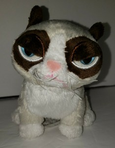 plush grumpy cat