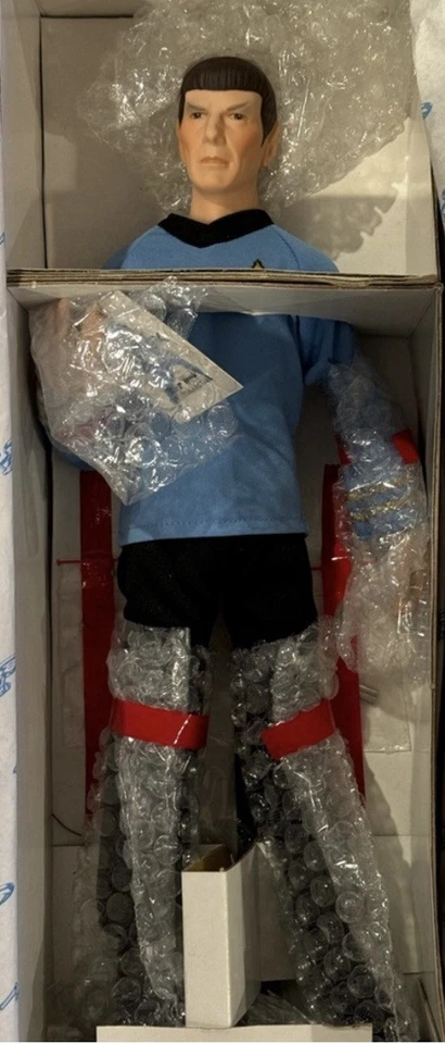 Figuras de porcelana 1988 colección Ernst Hamilton Star Trek KIRK, McCOY y Spock Foto 3 de 4
