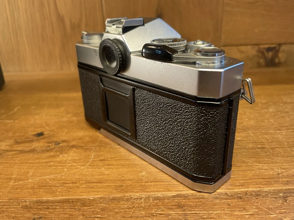 *LEER: Excelente+5* Cámara fotográfica Konica Autoreflex T3 último modelo Hexanon AR 50 mm F/1,7 Foto 4 de 4