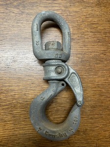 Crosby Bullard S-320 Swivel Hoist Hook Push Button Safety Latch Size 3 3/4 in