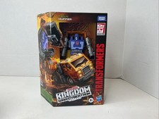 Transformers War for Cybertron  Kingdom Deluxe Huffer Action Figure